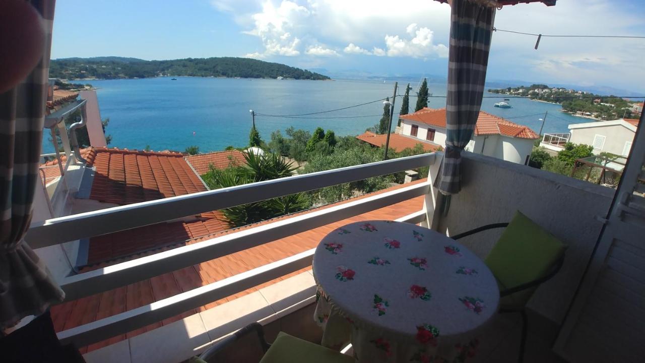 Apartments Marija Bajto Nečujam Buitenkant foto